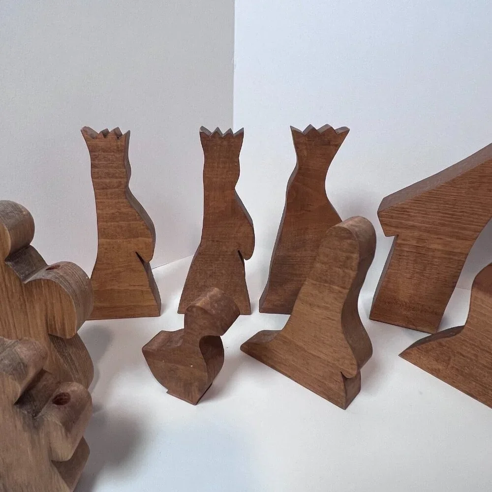 Handmade Wooden 17 Piece Nativity Primitive Wisemen‎ Animals Mary Joseph Barn